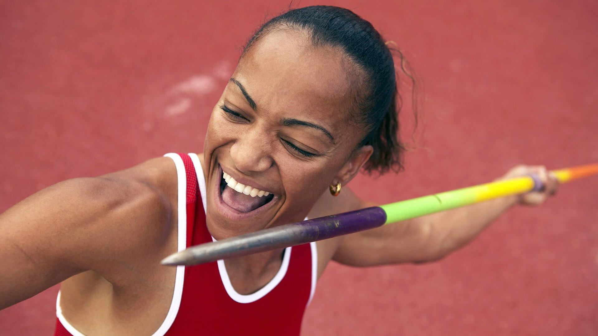 世界田径：肯尼亚选手再次创造奇迹，刷新赛场纪录！，肯尼亚田径运动员