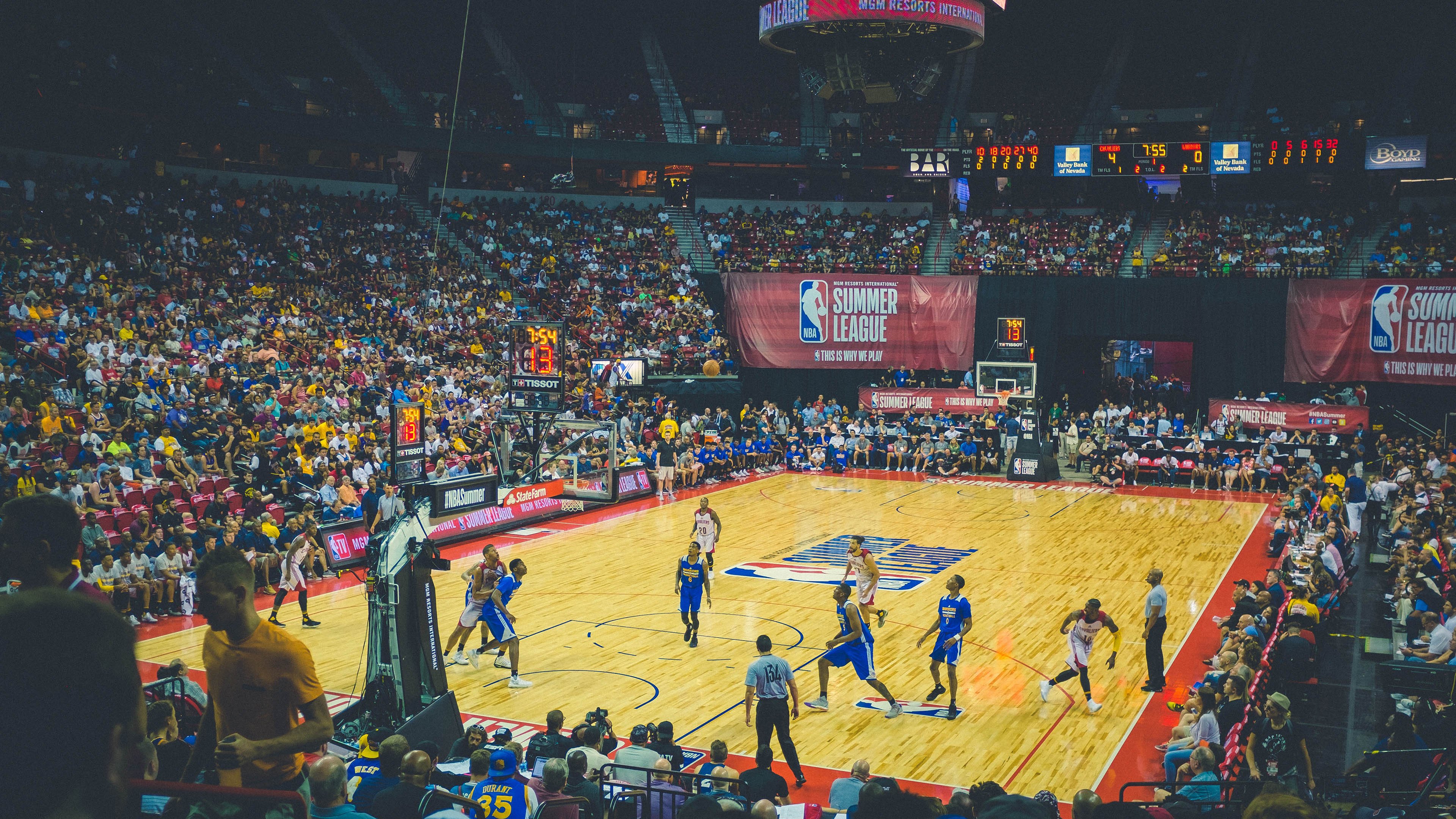 球迷点赞：本赛季最精彩的逆转场面！，球星点赞