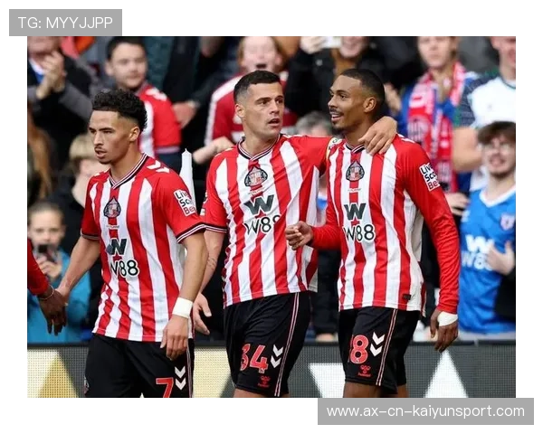 曼城的组织化训练让球员在复杂赛程中保持状态稳定，曼城阵营